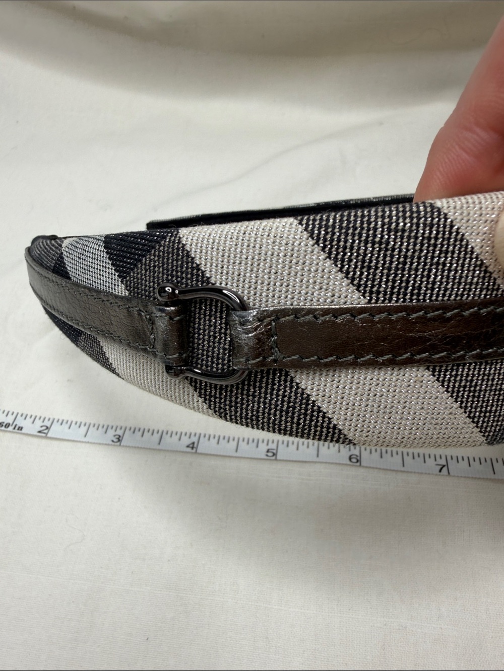 Burberry Headband Metallic Check - Picture 5 of 5